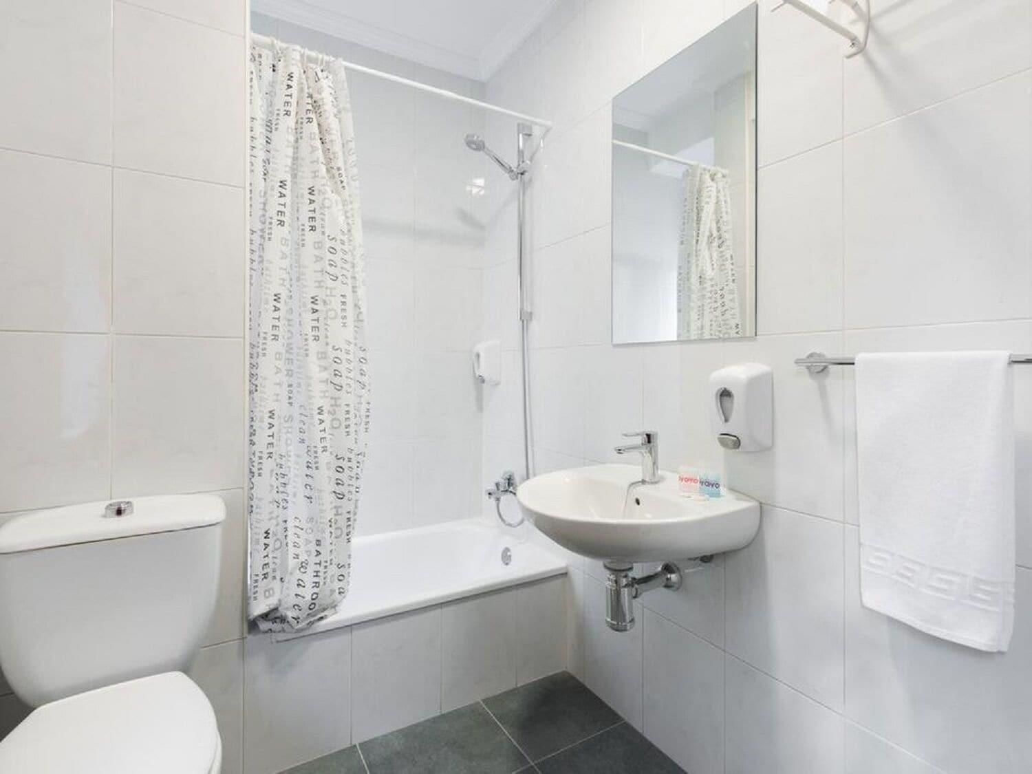 Hostal Uria Salamanca Buitenkant foto